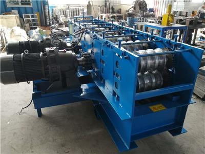 農(nóng)業(yè)機(jī)械 現(xiàn)代農(nóng)業(yè)的堅(jiān)實(shí)脊梁